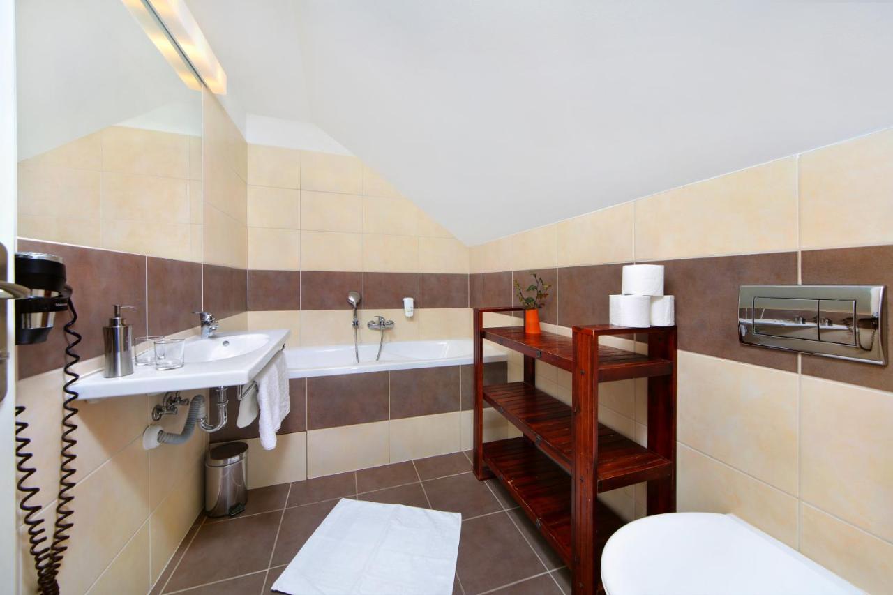 Hotel Erika Špindlerŭv Mlýn Kültér fotó